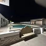 145 Townhouse 伊利亚武