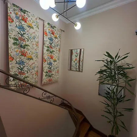 Fogadó 145 Townhouse *