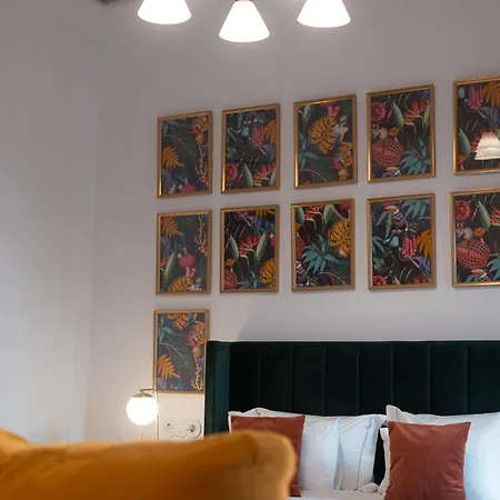 145 Townhouse Fogadó