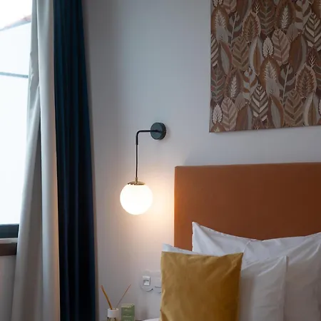 Fogadó 145 Townhouse