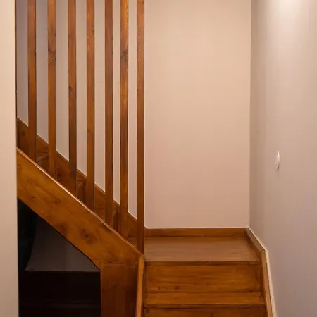 Fogadó 145 Townhouse