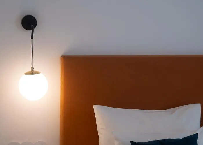 145 Townhouse Мини-отель